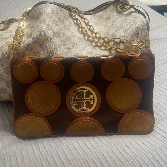 Tory Burch Handbags - Tory Burch Brown Leather Shoulder Bag with Tan Appliqué Circles and Gold Chain